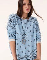 trinity-pull-cachemire-mela-bandana-bleu-zephir-kujten-2