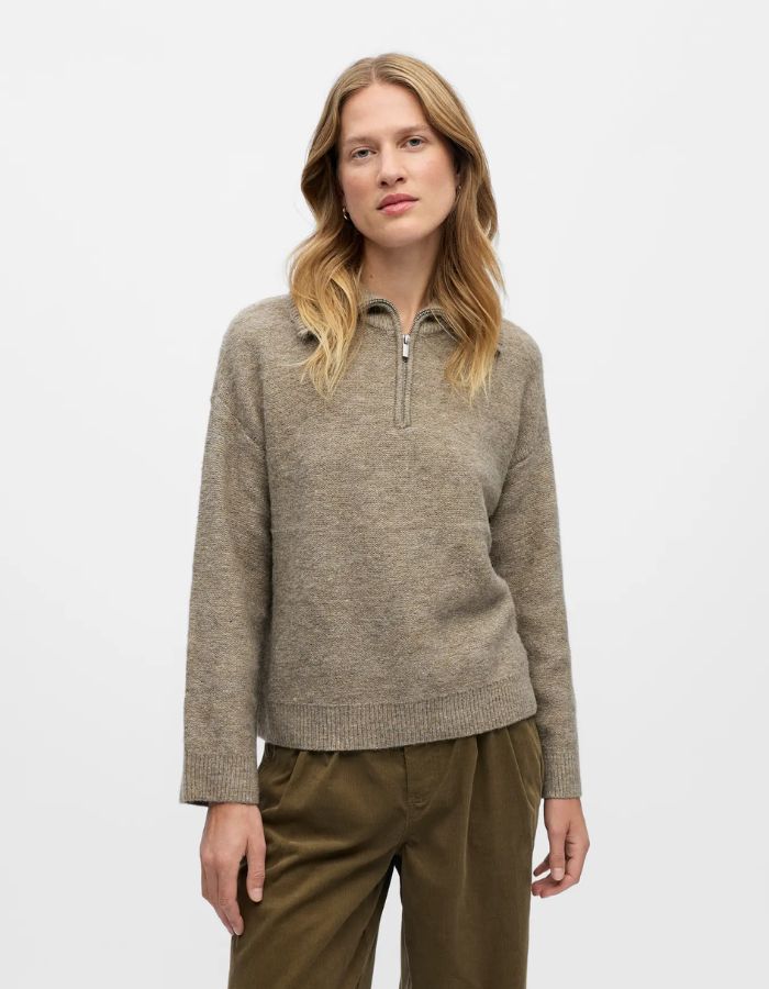 trinity-pull-col-montant-beige-diana-object-2