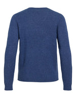 Dos du Pull en maille fine pour femme à manches longues et col en V, modèle Viril de la marque Vila. Tissu tricoté de couleur bleu marine foncé mélangé Navy Peony avec des finitions en bords-côtes aux poignets.