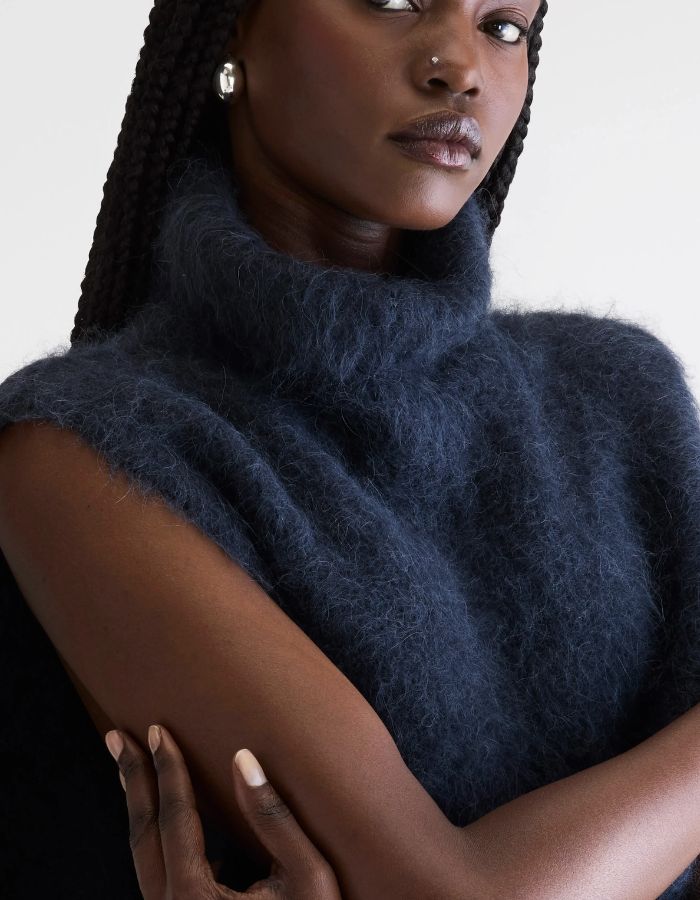 trinity-pull-daren-navy-bellerose-4