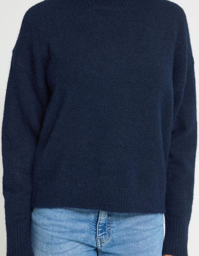 Pull Ihsage Maritime Blue en maille douce ICHI