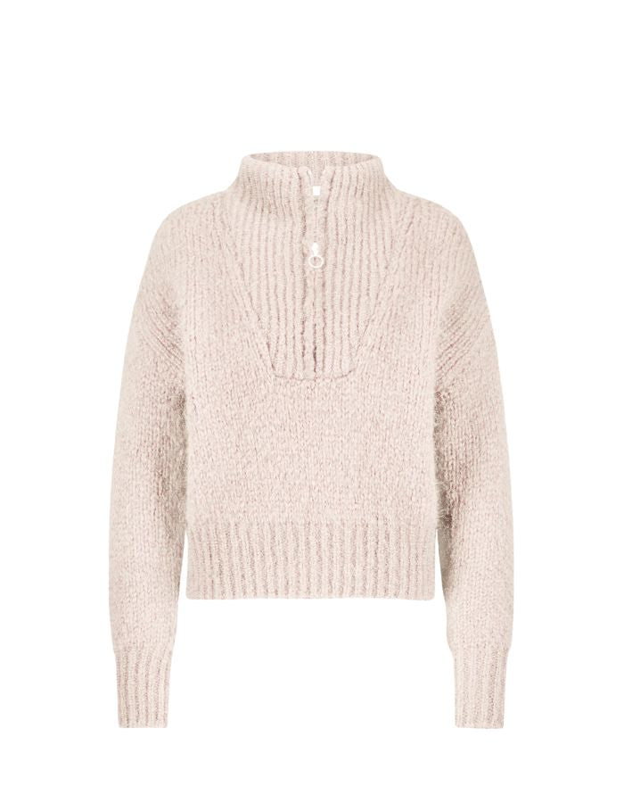 trinity-pullover-boxy-beau-chalk-by-bar-1