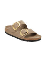 Sandales Arizona Big Buckle Birkenstock en cuir huilé Tabacco Brown avec grandes boucles dorées.