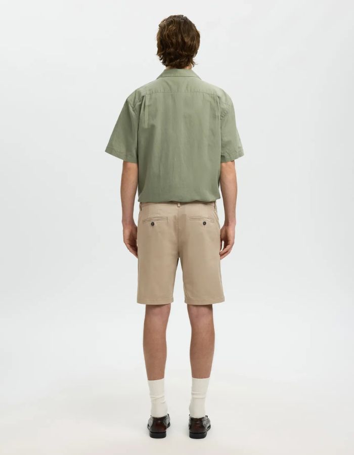 trinity-short-miles-flex-greige-selected-3