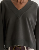 Sweatshirt court Sula Wakame vert foncé à col V pour femme Bellerose