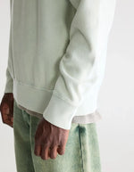 Sweatshirt Flake Aqua Bellerose en jersey de coton, coupe regular fit avec col rond et finitions côtelées.