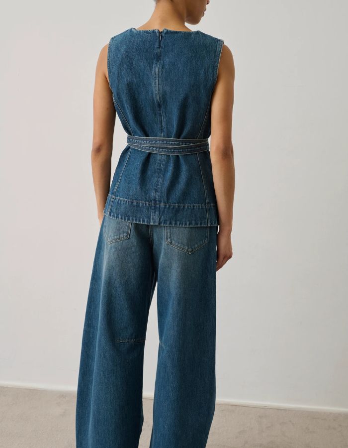 Top Chance Bleu/Vert Soeur en coton biologique et recyclé, coupe cintrée sans manches, ceinture amovible.