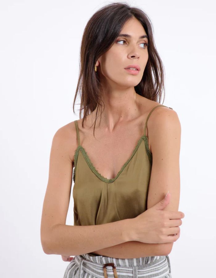 trinity-top-odelia-kaki-artlove-1