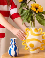 trinity-vase-carolina-bold-blue-que-rico-2