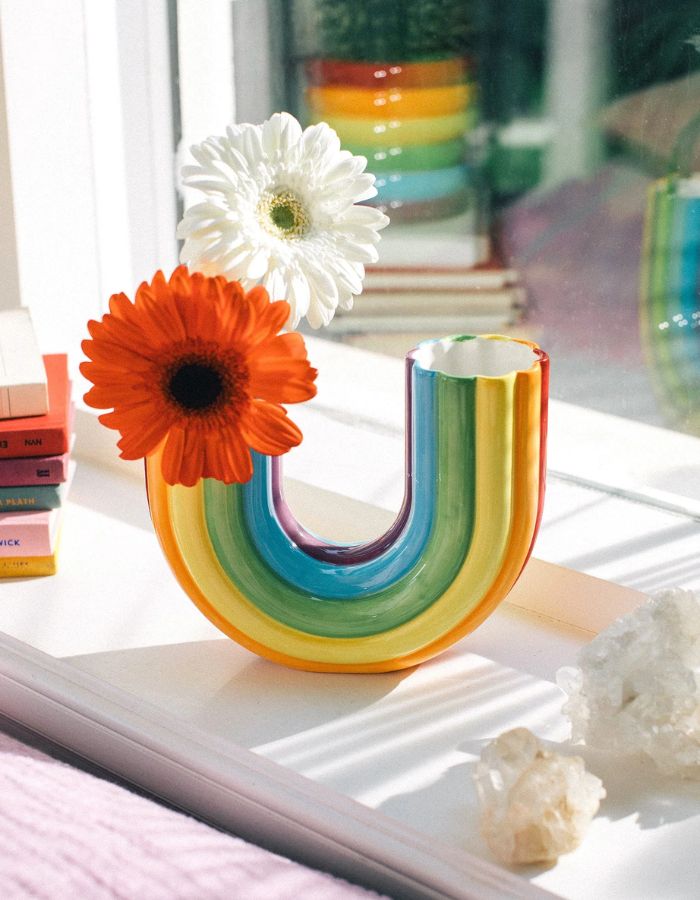 trinity-vase-rainbow-doiy-8
