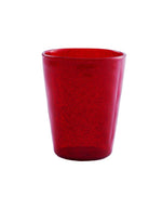 Verre Memento Synth en plexi rouge profond avec bulles d'air délicates, style contemporain.