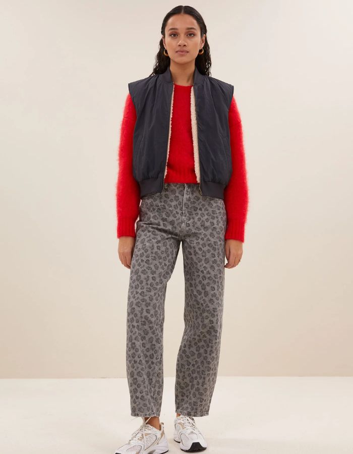 trinity-veste-aleksi-charcoal-sans-manches-by-bar-4