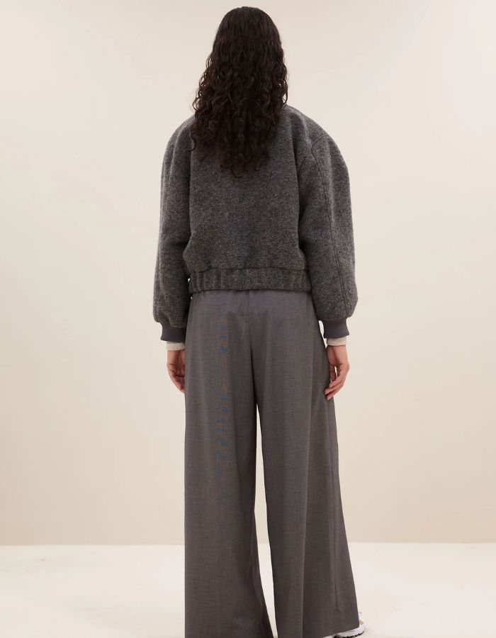 trinity-veste-aleksi-dark-grey-by-bar-3