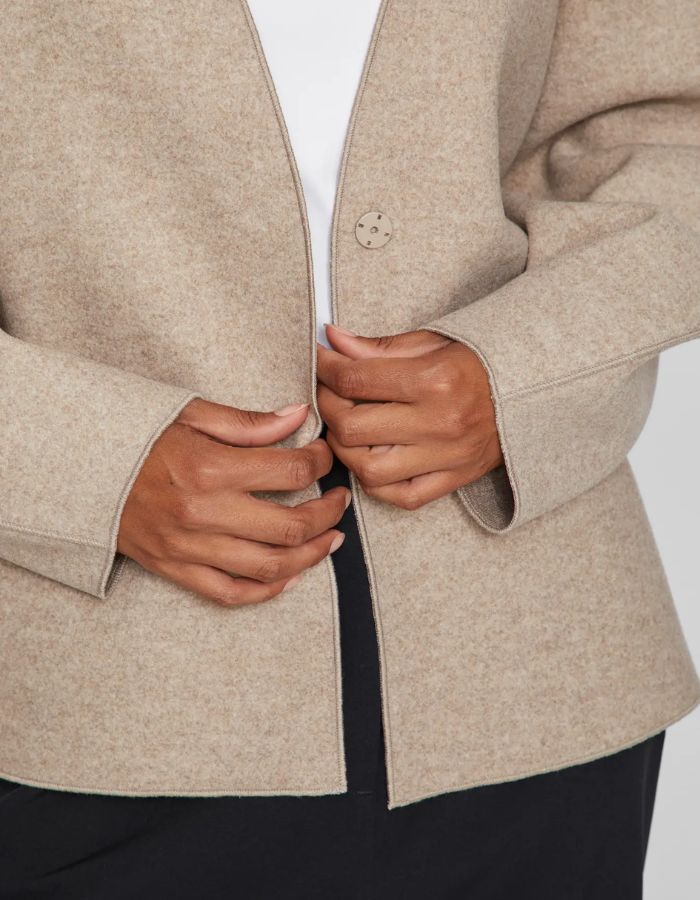 trinity-veste-beige-juice-vila-5