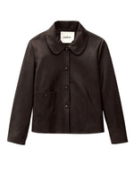 Veste courte pour femme en cuir d'agneau marron avec col claudine, manches mi-longues et boutons-pression recouverts, modèle Milos de la marque ba&sh.