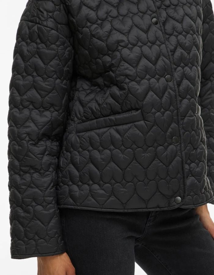 trinity-veste-noire-matelassee-silla-vila-6