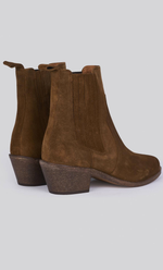 trinity-boots-sofia-daim-western-anthology-paris