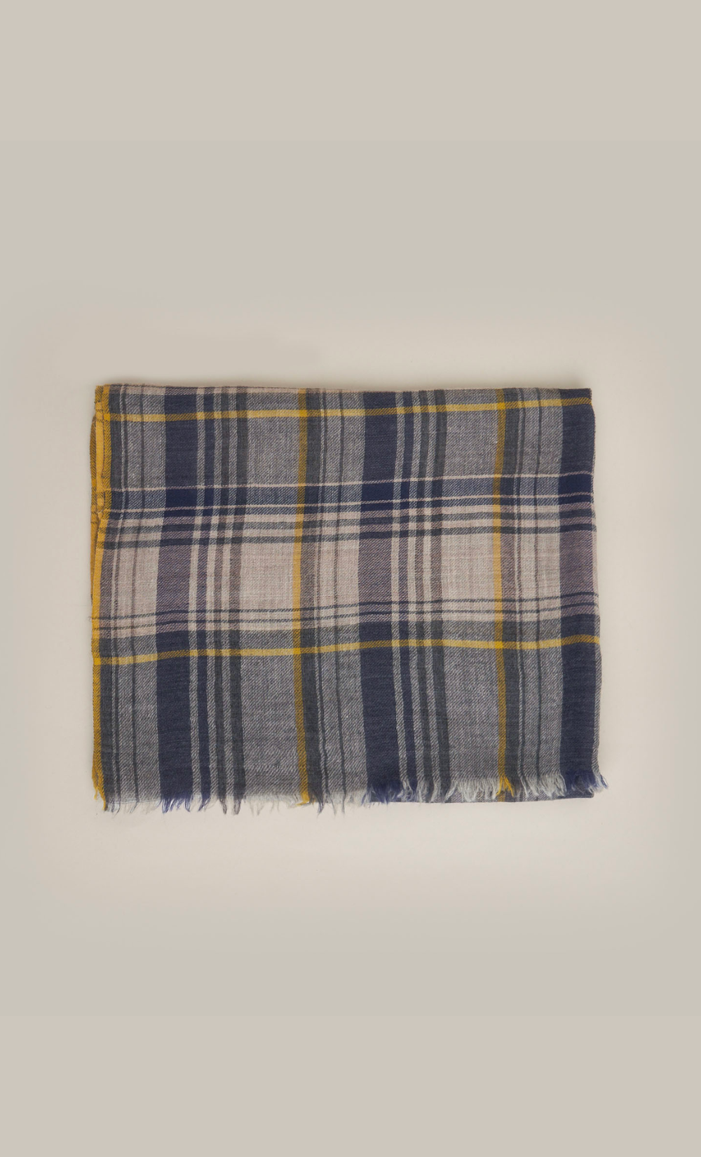 trinity-echarpe-en-laine-à-carreaux-grise-hartford