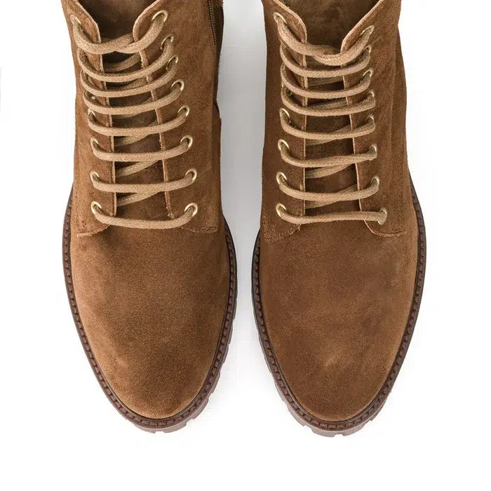 trinity-rivecour-bottines-70-suede-noisette