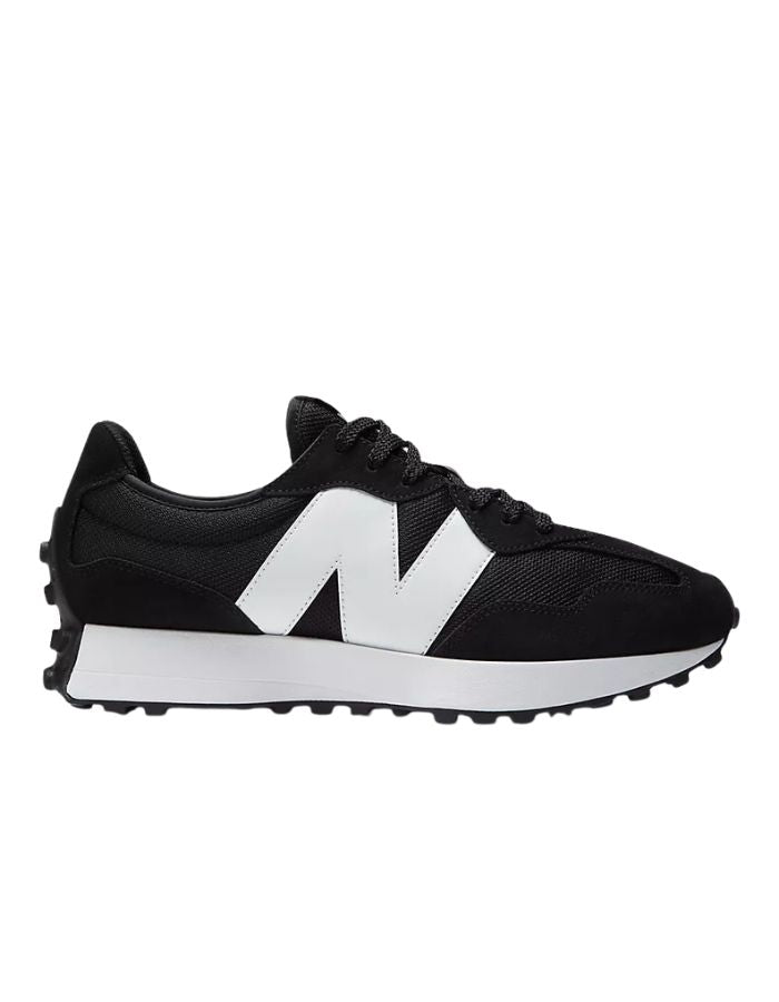 Baskets sneakers noires et blanches new balance 327 logo n surdimensionne daim et mesh semelle crampons