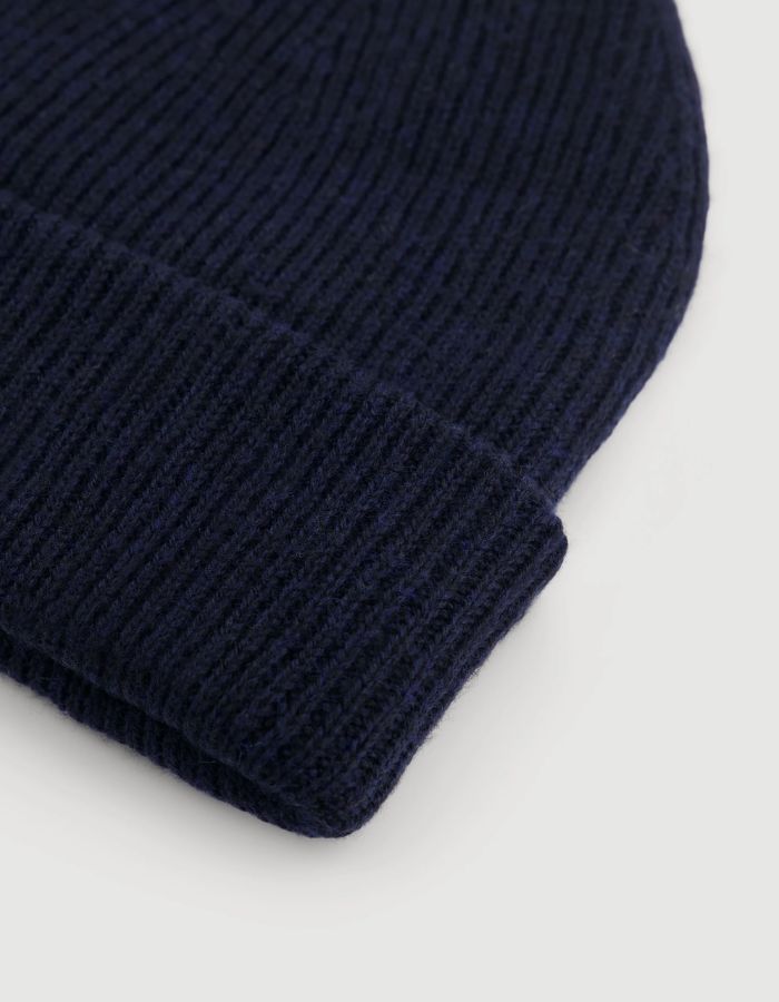 Matière du Bonnet homme en laine merinos bleu marine hartford sans coutures seamless revers