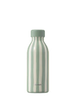 Bouteille isotherme ultra-compacte en inox recyclé couleur vert tilleul pastel avec bouchon étanche en inox, modèle Icon Allure de la marque QWETCH