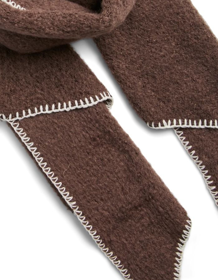 Détail de la Grande echarpe longue xl marron et ecru hot fudge birch pyron long scarf pieces 50x210cm