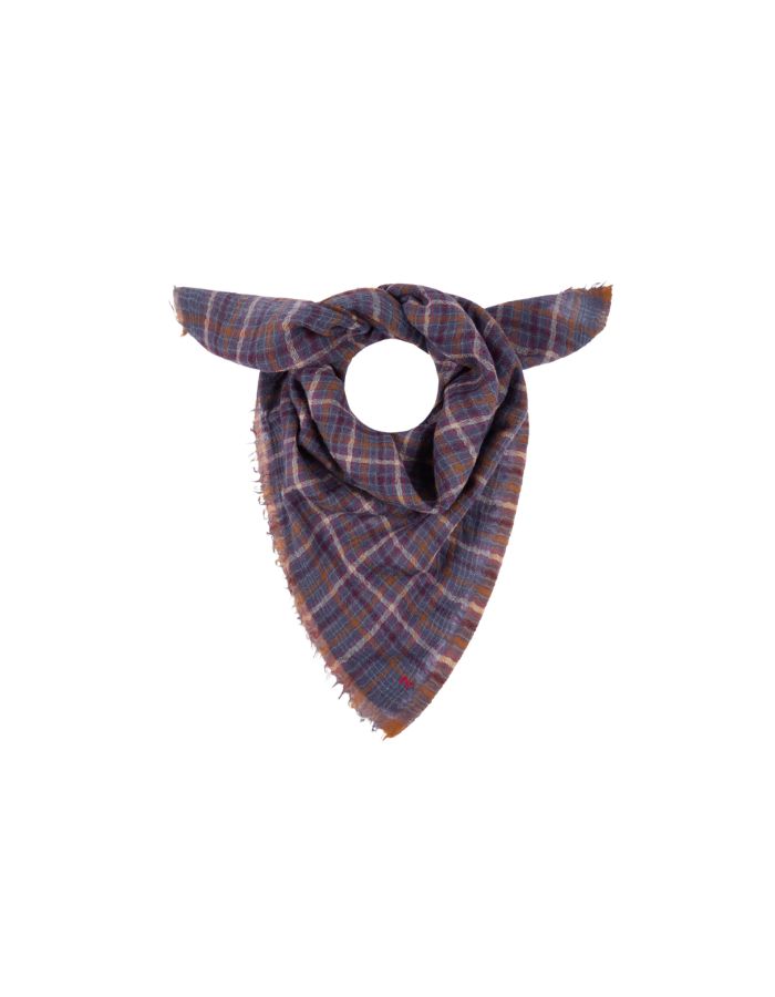 Grand foulard carré pour femme en laine fine à motif tartan écossais marron et henné avec bords frangés, modèle Édimbourg N°800 Henna de MOISMONT.