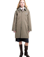 Parka imperméable et respirante mixte couleur kaki avec capuche enveloppante et col à rabat, modèle Reuilly de la marque Flotte.