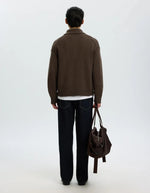 Dos du Polo en maille manches longues marron en laine cody col boutonne relax fit marque Selected.