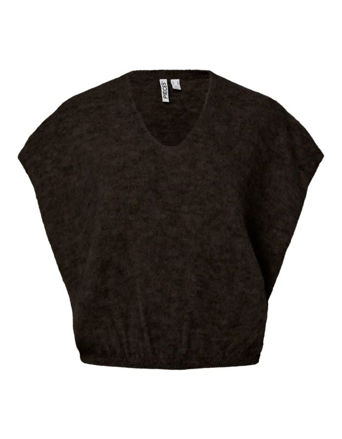 Pull sans manches en maille douce marron chiné avec col en V et coupe ample, modèle Allie de la marque PIECES