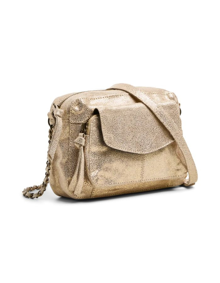 Sac bandoulière pour femme en cuir doré métallisé avec poche avant zippée et bandoulière chaîne, modèle Naina Leather Cross Body de PIECES.