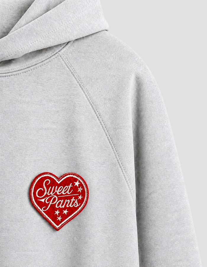 Patch du Sweat a capuche gris clair chine ice mail 100 coton molleton lourd sweet pants patch coeur rouge