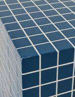 Trinity-table-appoint-cube-damier-bleu-blanc-jolipa-2