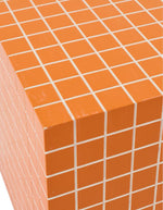 Trinity-table-appoint-cube-damier-orange-blanc-jolipa-2