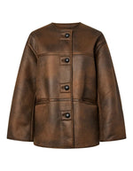 Veste réversible courte effet moumoute écru et suédine brossée marron bison avec col rond et poches avant