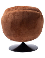 Vue de dos du Fauteuil pivotant Loveuse de couleur orange brûlé avec une large assise moelleuse. Base ronde stable en métal noir, design d'inspiration rétro idéal pour un salon ou une chambre moderne