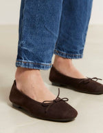 trinity-ballerines-harmony-cuir-velours-marron-reqins-5