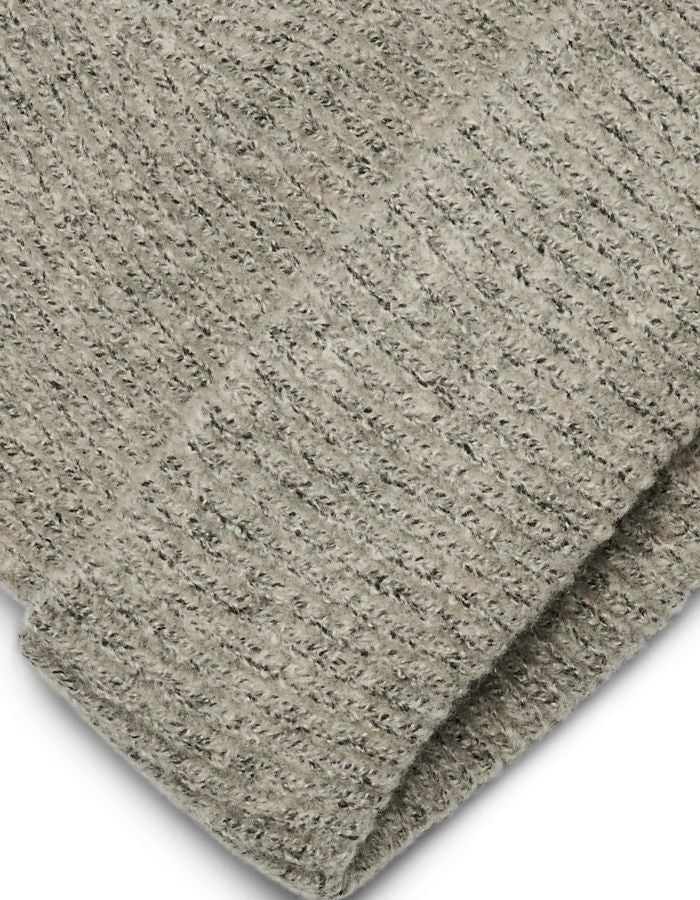 trinity-bonnet-gris-pyron-pieces-2