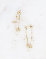 trinity-boucles-pendantes-chaine-perles-eau-douce-1