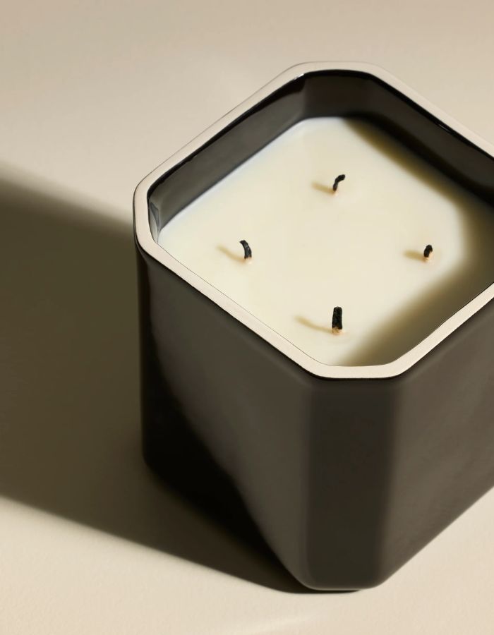 trinity-bougie-facette-ambre-noire-maison-sarah-lavoine-3