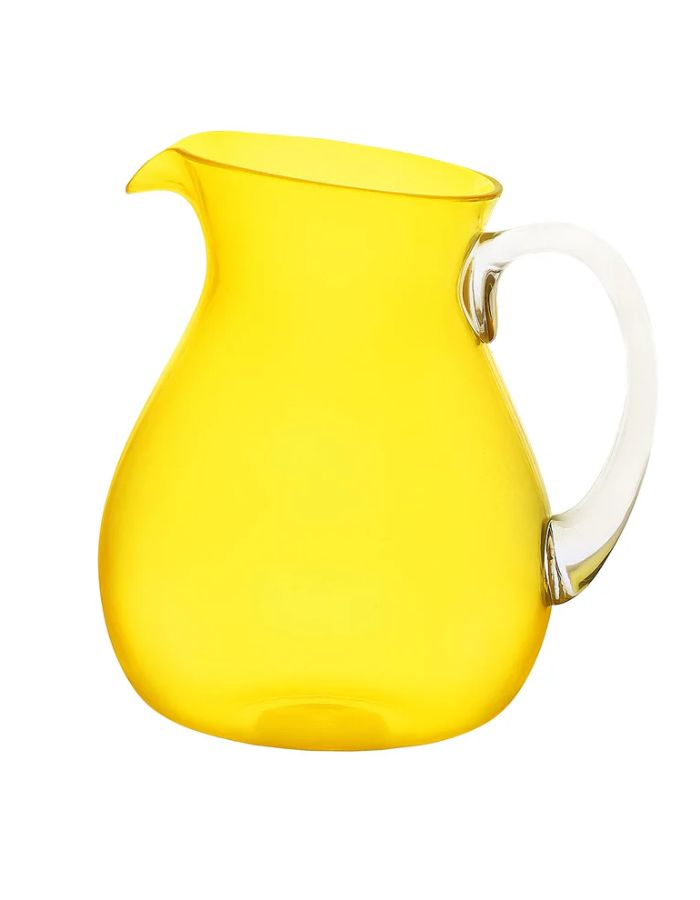 Carafe en plexi jaune citron Memento Synth avec anse transparente et bulles d'air.