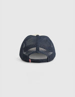 Dos de la Casquette trucker bicolore noir bleu nuit pour homme et femme avec patch cœur en feutrine brodée et filet à l'arrière, modèle Heart Foam Cap couleur Night de la marque Sweet Pants.