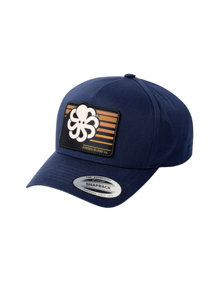 Casquette trucker vintage bleu marine pour homme et femme avec visière courbée, filet arrière et motif Video Screen sur le devant, modèle Trucker Video Screen Navy de la marque Jonsen Island sur base Yupoong