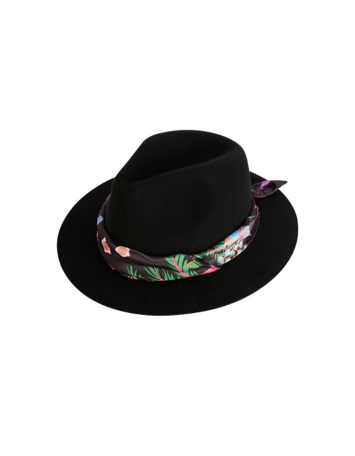 trinity-chapeau-neo-noir-wild