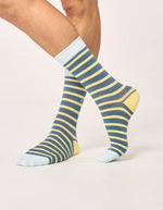trinity-chaussettes-rayures-bleu-petrole-jaune-billy-belt-2