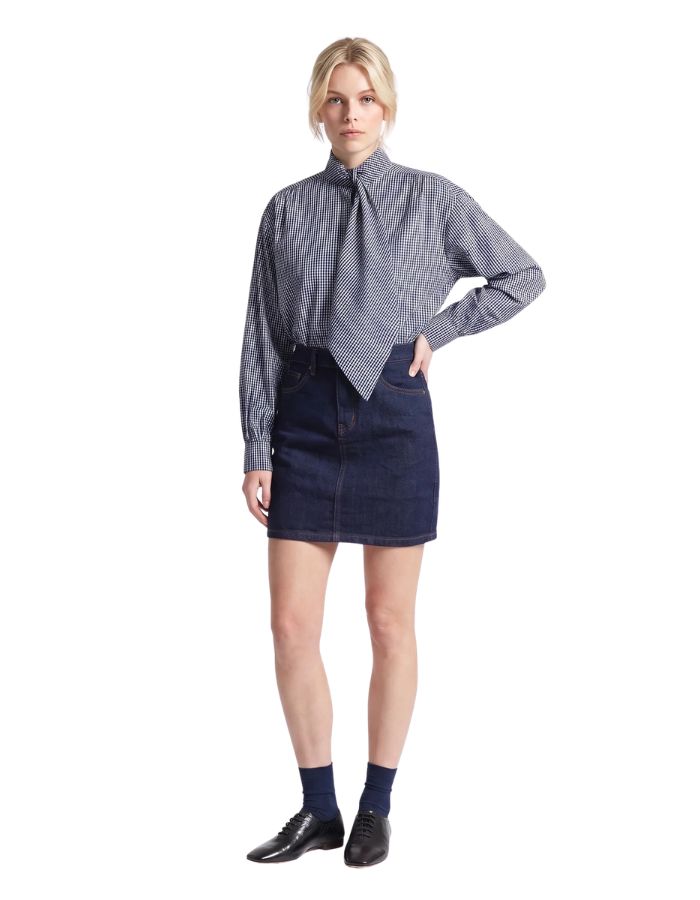 Chemise fluide pour femme à imprimé carreaux avec col lavallière à nouer et manches longues, modèle Olalie Chemise de la marque Artlove