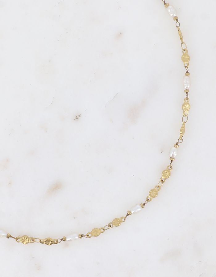 trinity-collier-dore-perles-eau-douce-2