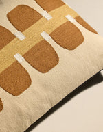 trinity-coussin-cadence-havane-maison-sarah-lavoine-2