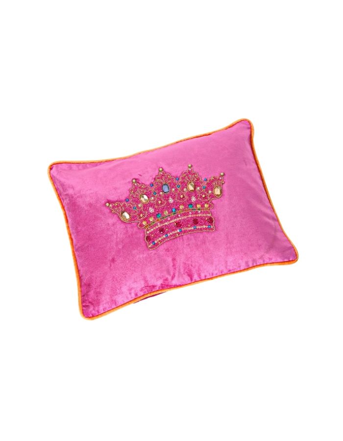 trinity-coussin-couronne-magenta-werner-1